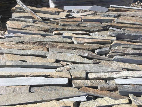 Горбушка златолит мультиколор для облицовки купить в Кушве