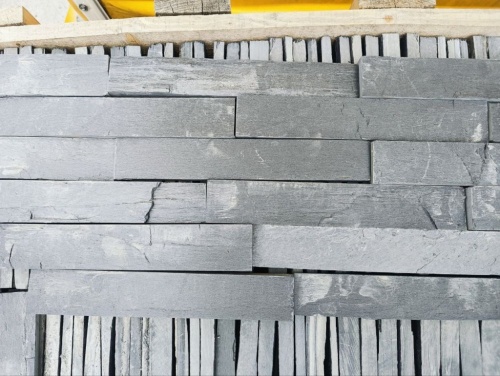 Плитка чёрная из натурального камня фасадная 30 см * 5 см, толщина 7 мм -30 мм купить в Кушве