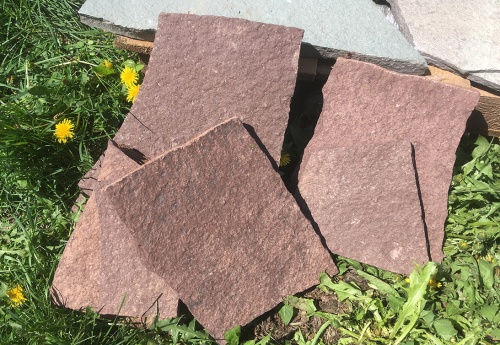 Плитняк лемезит бордовый для цоколя 1,5-2 см купить в Кушве