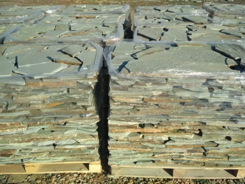 Плитняк златолит зелёный для цоколя, отмостки купить в Кушве