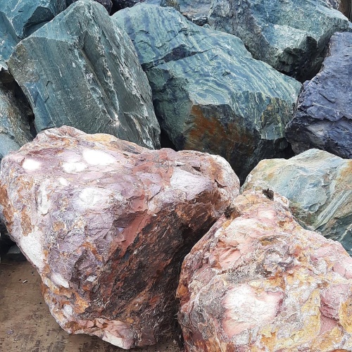 Ландшафтные глыбы красно-фиолетовые 200-1000 килограмм купить в Кушве