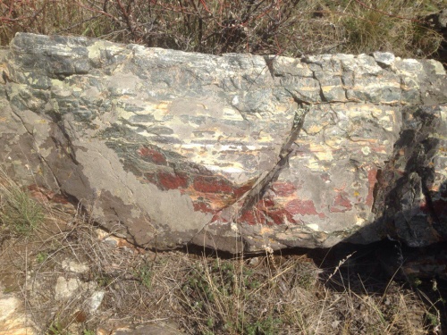 Гигантские зелёные валуны для ландшафтного дизайна весом более 5 тонн купить в Кушве